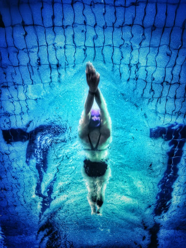 游泳好處有很多！圖片來源：pexels